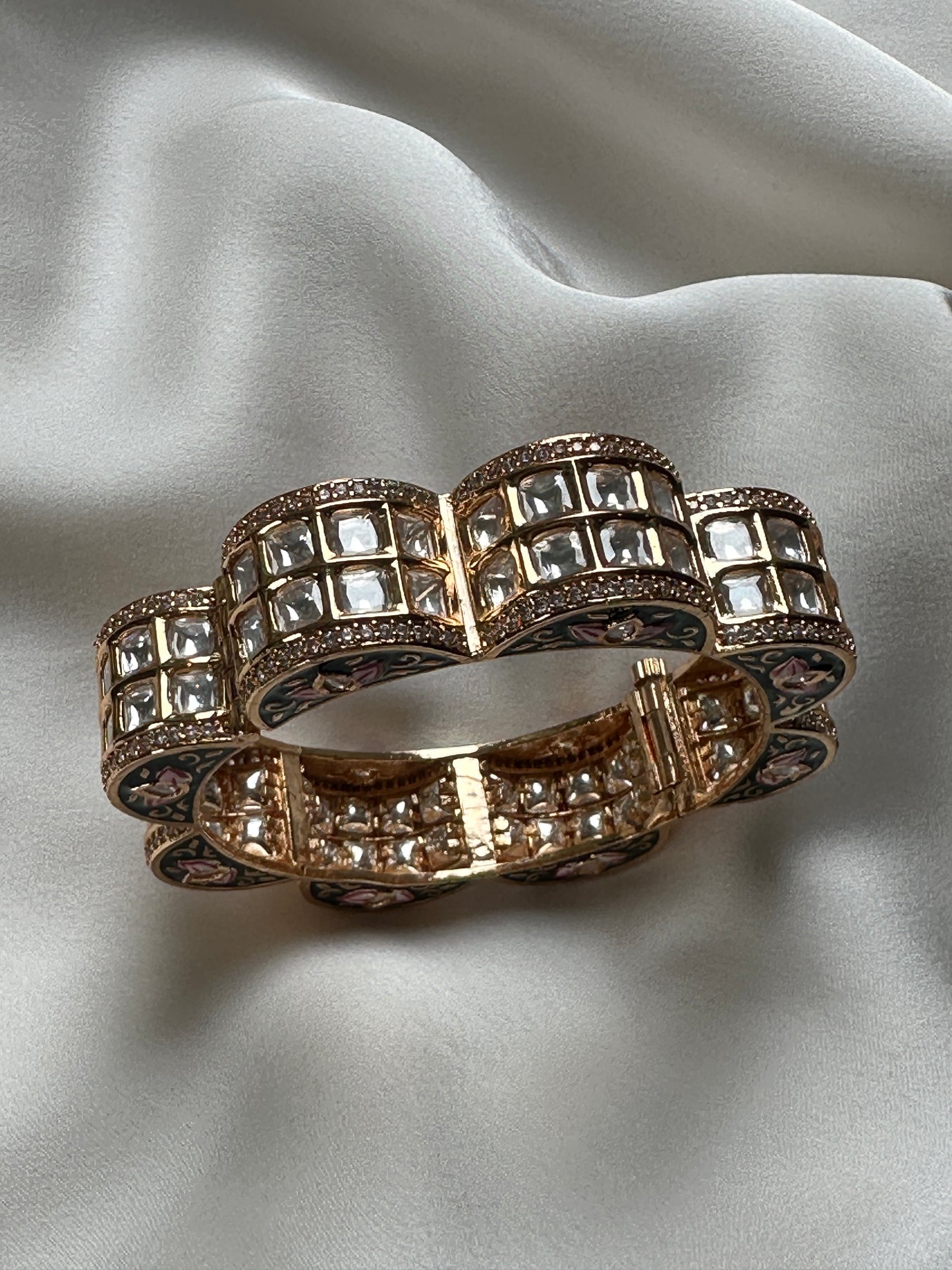 MEENAKARI POLKI BANGLES